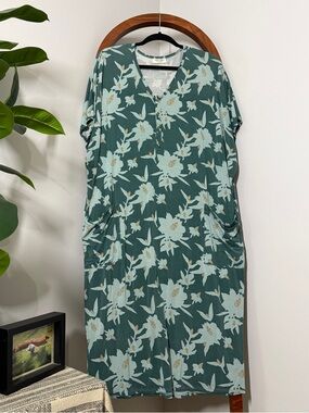 Dwell & Slumber MEDIUM LARGE Green Floral Sleep Lounge Caftan Dress